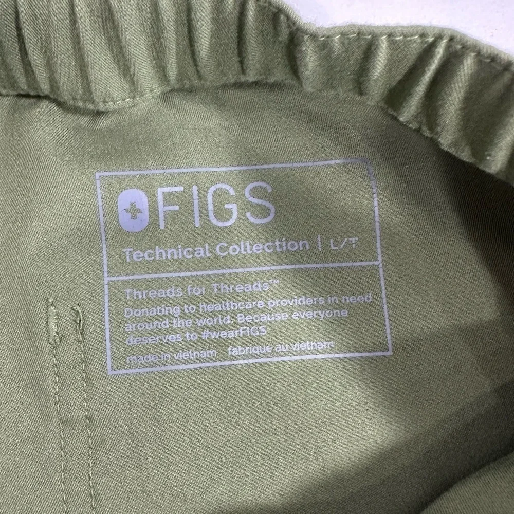 Figs Cairo cargo scrub pants green size L